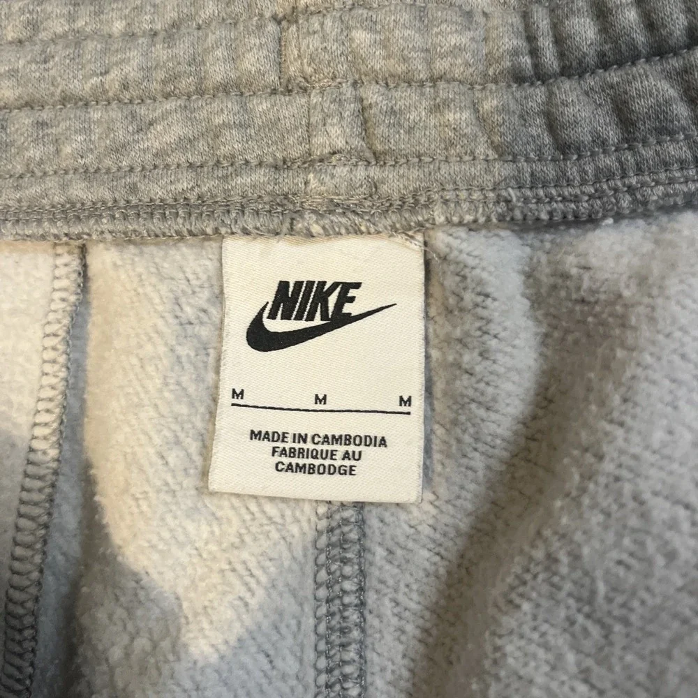 Nike Sportswear Club Fleece Men's Jogger sweatpants Gray M athleisure training